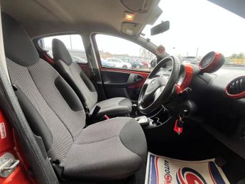 TOYOTA AYGO 1.0 VVT-i Fire Hatchback 5dr Petrol MultiMode Euro 5 (a/c) (67 p