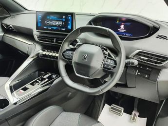 PEUGEOT 3008 1.2 PureTech Allure SUV 5dr Petrol EAT Euro 6 (s/s) (130 ps)