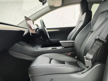 TESLA MODEL Y (Dual Motor) Long Range SUV 5dr Electric Auto 4WDE (384 bhp)