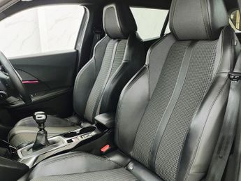 PEUGEOT 2008 1.2 PureTech GT SUV 5dr Petrol Manual Euro 6 (s/s) (130 ps)