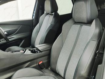 PEUGEOT 3008 1.2 PureTech Allure SUV 5dr Petrol EAT Euro 6 (s/s) (130 ps)