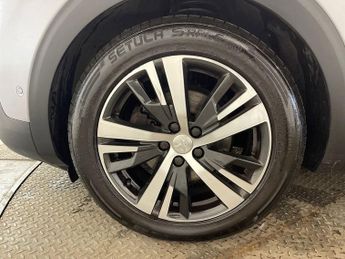 PEUGEOT 3008 1.2 PureTech Allure SUV 5dr Petrol EAT Euro 6 (s/s) (130 ps)