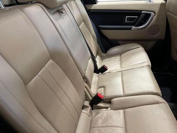 LAND ROVER DISCOVERY SPORT 2.0 Si4 HSE SUV 5dr Petrol Auto 4WD Euro 6 (s/s) (240 ps)