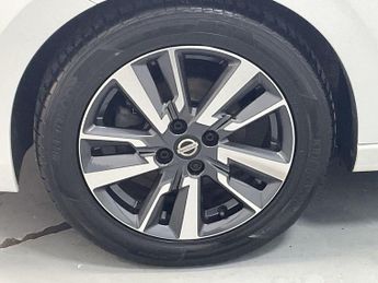 NISSAN MICRA 1.5 dCi N-Connecta Hatchback 5dr Diesel Manual Euro 6 (s/s) (90 