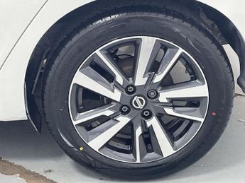 NISSAN MICRA 1.5 dCi N-Connecta Hatchback 5dr Diesel Manual Euro 6 (s/s) (90 