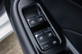 MG 1100 61.1kWh Exclusive Long Range Estate 5dr Electric Auto (156 ps)