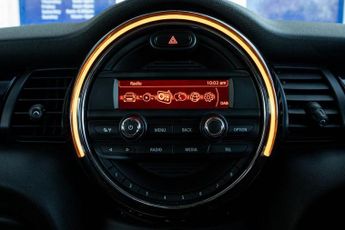 MINI HATCH 2.0 Cooper SD Hatchback 3dr Diesel Auto Euro 6 (s/s) (170 ps)