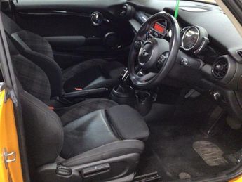 MINI HATCH 2.0 Cooper SD Hatchback 3dr Diesel Auto Euro 6 (s/s) (170 ps)