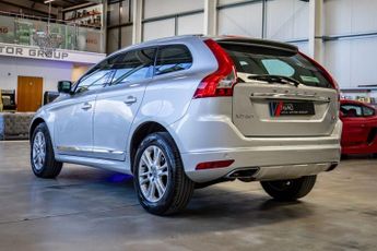VOLVO XC60 2.4 D4 SE Lux Nav SUV 5dr Diesel Geartronic AWD Euro 5 (181 ps)