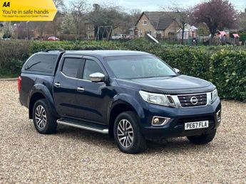 Nissan Navara 2.3 dCi N-Connecta Pickup Double Cab 4dr Diesel Auto 4WD Euro 6 