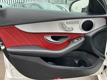 MERCEDES-BENZ C-CLASS 2.1 C220 BlueTEC AMG Line (Premium) Saloon 4dr Diesel G-Tronic+ 