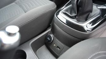 FORD FIESTA 1.0 Zetec Hatchback 3dr Petrol Manual Euro 5 (s/s) (80 ps)