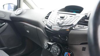FORD FIESTA 1.0 Zetec Hatchback 3dr Petrol Manual Euro 5 (s/s) (80 ps)