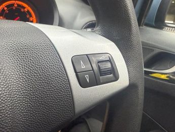 VAUXHALL CORSA 1.2 16V Design Hatchback 5dr Petrol Manual Euro 5 (A/C) (85 ps)