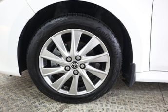 TOYOTA YARIS 1.5 VVT-h Icon Hatchback 5dr Petrol Hybrid E-CVT Euro 6 (s/s) (1