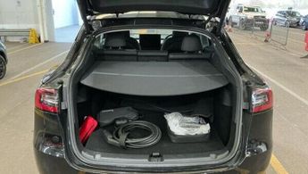 TESLA MODEL Y (Dual Motor) Long Range SUV 5dr Electric Auto 4WDE (384 bhp)