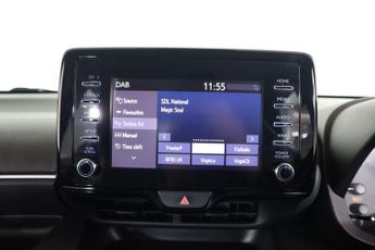 TOYOTA YARIS 1.5 VVT-h Icon Hatchback 5dr Petrol Hybrid E-CVT Euro 6 (s/s) (1