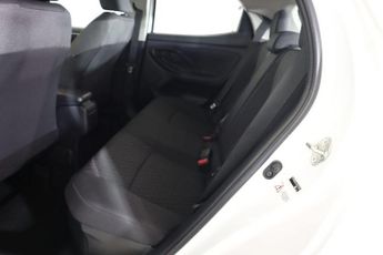 TOYOTA YARIS 1.5 VVT-h Icon Hatchback 5dr Petrol Hybrid E-CVT Euro 6 (s/s) (1