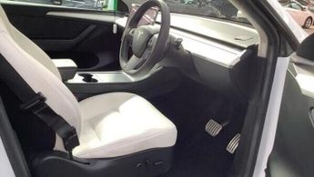 TESLA MODEL Y (Dual Motor) Performance SUV 5dr Electric Auto 4WDE (426 bhp)