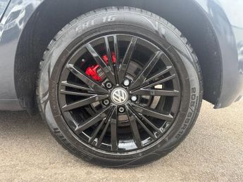 VOLKSWAGEN GOLF 1.6 TDI SE Nav Hatchback 5dr Diesel DSG Euro 6 (s/s) (115 ps)