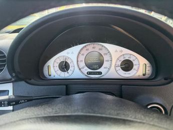 MERCEDES-BENZ CLK 3.0 CLK280 Sport Cabriolet 2dr Petrol 7G-Tronic (229 g/km, 231 b