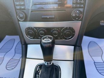 MERCEDES-BENZ CLK 3.0 CLK280 Sport Cabriolet 2dr Petrol 7G-Tronic (229 g/km, 231 b