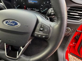 FORD FOCUS 1.0T EcoBoost Titanium Estate 5dr Petrol Auto Euro 6 (s/s) (125 
