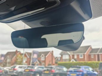 LAND ROVER RANGE ROVER SPORT 3.0 SD V6 HSE Dynamic SUV 5dr Diesel Auto 4WD Euro 6 (s/s) (306 