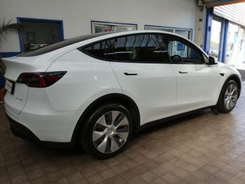 TESLA MODEL Y (Dual Motor) Long Range SUV 5dr Electric Auto 4WDE (384 bhp)