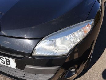 RENAULT MEGANE 1.6 16V Pzaz Hatchback 5dr Petrol Manual Euro 5 (100 ps)