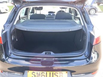 RENAULT MEGANE 1.6 16V Pzaz Hatchback 5dr Petrol Manual Euro 5 (100 ps)