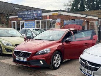 Volvo V40 2.0 D2 Lux Hatchback 5dr Diesel Manual Euro 6 (s/s) (120 ps)