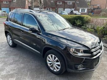 Volkswagen Tiguan 2.0 TDI BlueMotion Tech Match SUV 5dr Diesel Manual 4WD Euro 5 (