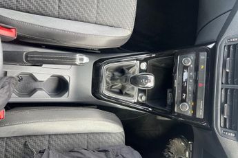 VOLKSWAGEN T-CROSS 1.5 TSI EVO R-Line SUV 5dr Petrol DSG Euro 6 (s/s) (150 ps) Fron