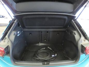 VOLKSWAGEN ID.3 Pro Performance 58kWh Style Hatchback 5dr Electric Auto (204 ps)