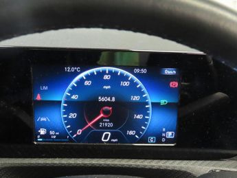 MERCEDES-BENZ A-CLASS 1.3 A180 SE Hatchback 5dr Petrol 7G-DCT Euro 6 (s/s) (136 ps) Re