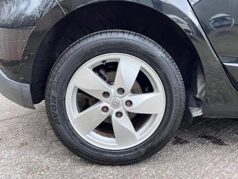 RENAULT SCENIC 1.6 VVT Dynamique TomTom MPV 5dr Petrol Manual Euro 5 (110 ps)