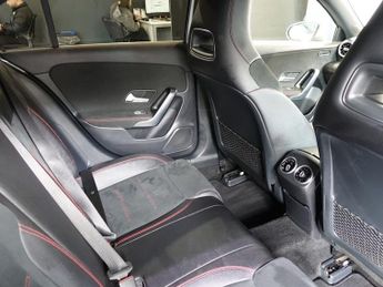 MERCEDES-BENZ A-CLASS 1.5 A180d AMG Line (Executive) Hatchback 5dr Diesel 7G-DCT Euro 