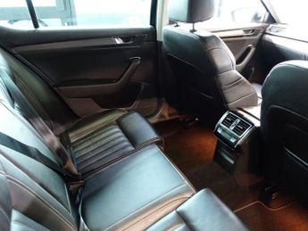 SKODA SUPERB 2.0 TSI SE L Hatchback 5dr Petrol DSG Euro 6 (s/s) (190 ps)