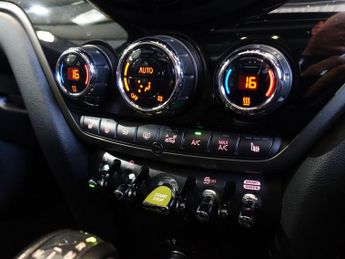 MINI COUNTRYMAN 1.5 7.6kWh Cooper SE Sport SUV 5dr Petrol Plug-in Hybrid Auto AL