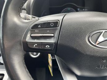 HYUNDAI KONA 64kWh Premium SE SUV 5dr Electric Auto (204 ps)