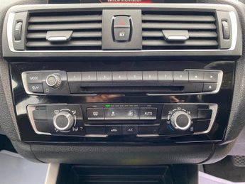 BMW 1 SERIES 1.5 118i SE Hatchback 5dr Petrol Auto Euro 6 (s/s) (136 ps)