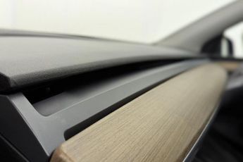 TESLA MODEL Y (Dual Motor) Long Range SUV 5dr Electric Auto 4WDE (384 bhp)