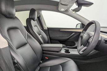 TESLA MODEL Y (Dual Motor) Long Range SUV 5dr Electric Auto 4WDE (384 bhp)