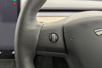 TESLA MODEL Y (Dual Motor) Long Range SUV 5dr Electric Auto 4WDE (384 bhp)