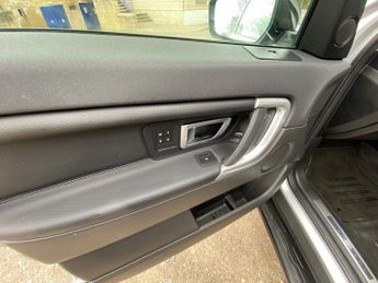 LAND ROVER DISCOVERY SPORT 2.0 Si4 HSE Dynamic Lux SUV 5dr Petrol Auto 4WD Euro 6 (s/s) (29