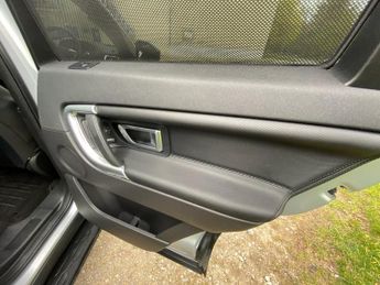 LAND ROVER DISCOVERY SPORT 2.0 Si4 HSE Dynamic Lux SUV 5dr Petrol Auto 4WD Euro 6 (s/s) (29