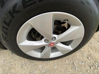 JAGUAR E-PACE 2.0 P200 R-Dynamic S SUV 5dr Petrol Auto AWD Euro 6 (s/s) (200 p