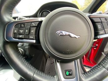 JAGUAR E-PACE 2.0 P200 R-Dynamic S SUV 5dr Petrol Auto AWD Euro 6 (s/s) (200 p