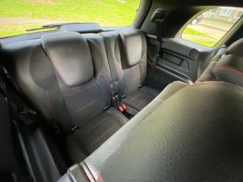 MERCEDES-BENZ GLB 2.0 GLB220d AMG Line (Premium) SUV 5dr Diesel 8G-DCT 4MATIC Euro